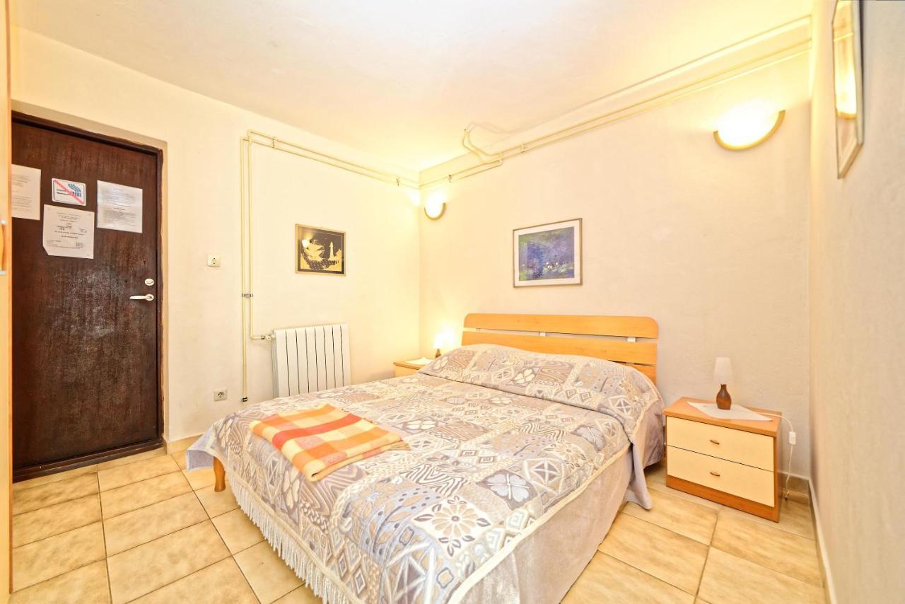 Guest House Jolanda Medulin Bagian luar foto