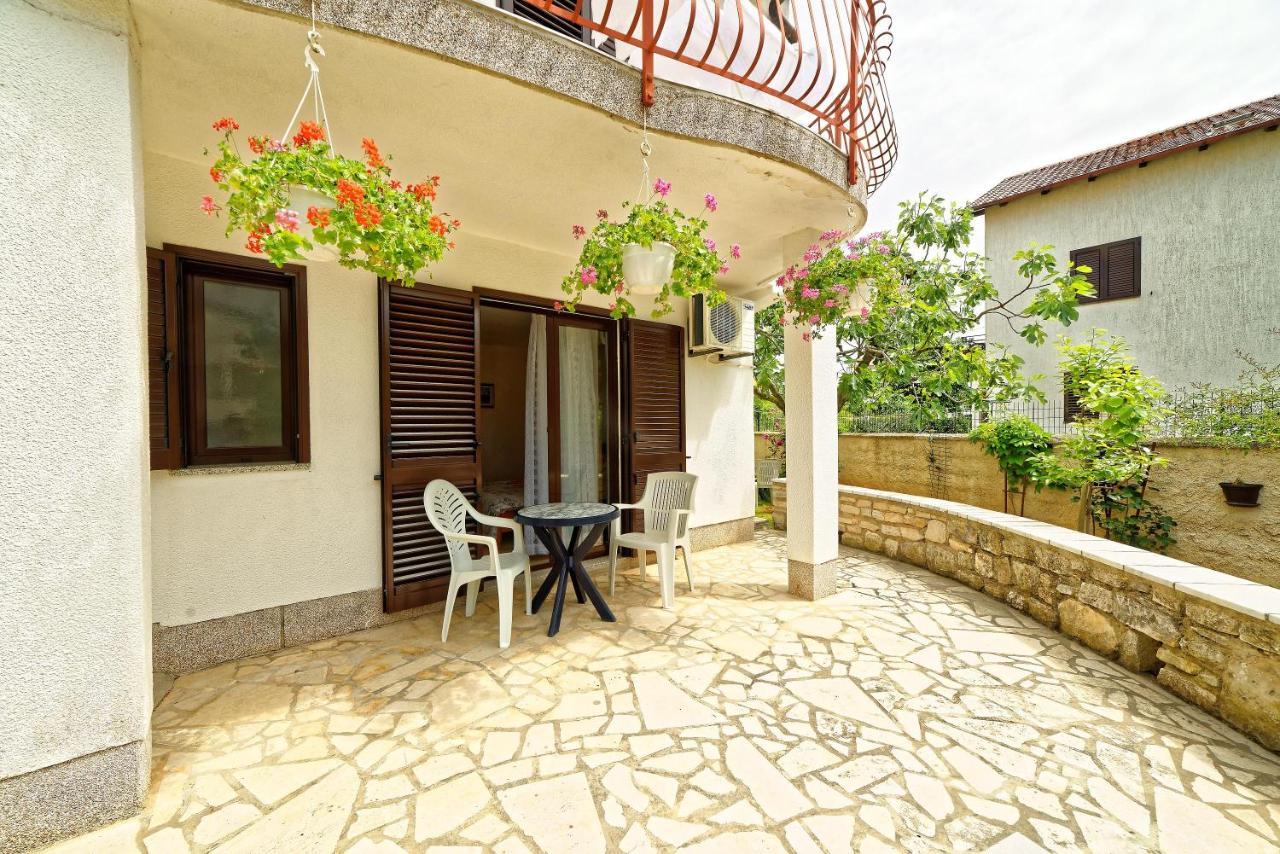 Guest House Jolanda Medulin Bagian luar foto